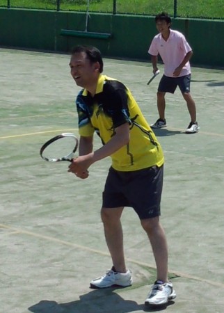 ７年ぶりのテニス後衛が北森なので４－０で勝利